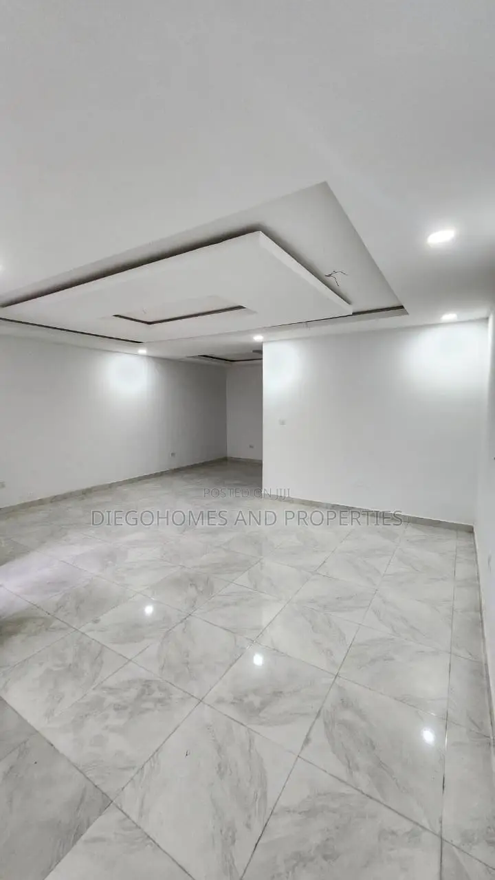 3bdrm Duplex in Isheri North for sale in Isheri North