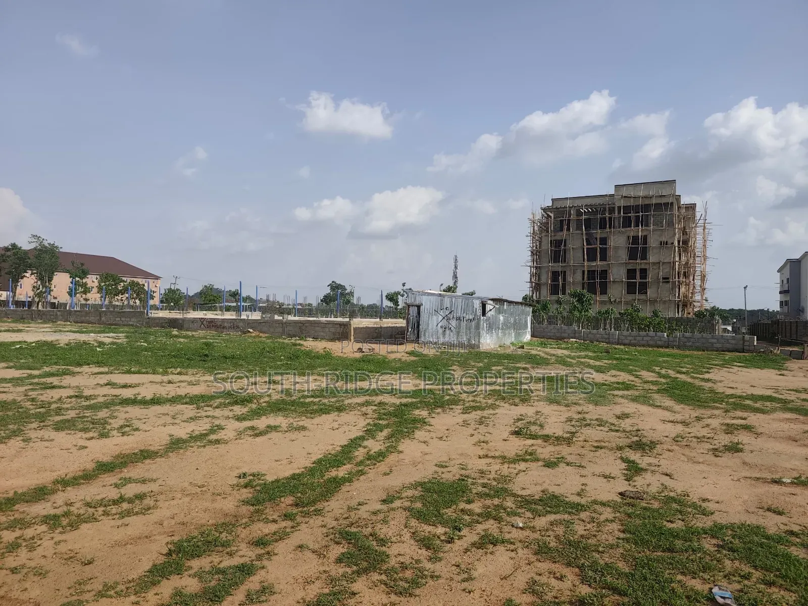 5.76 Residential (First Plot) on the Apo Dutse-Gaduwa Express in Gaduwa