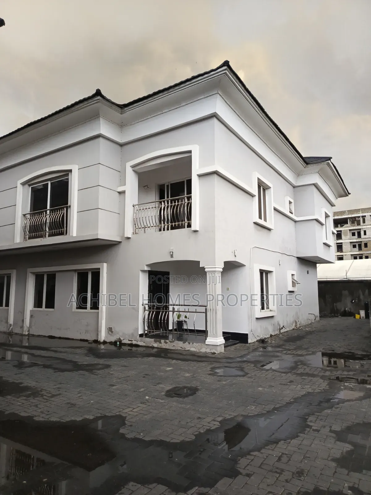 3bdrm Duplex in Ikate for rent in Ikate