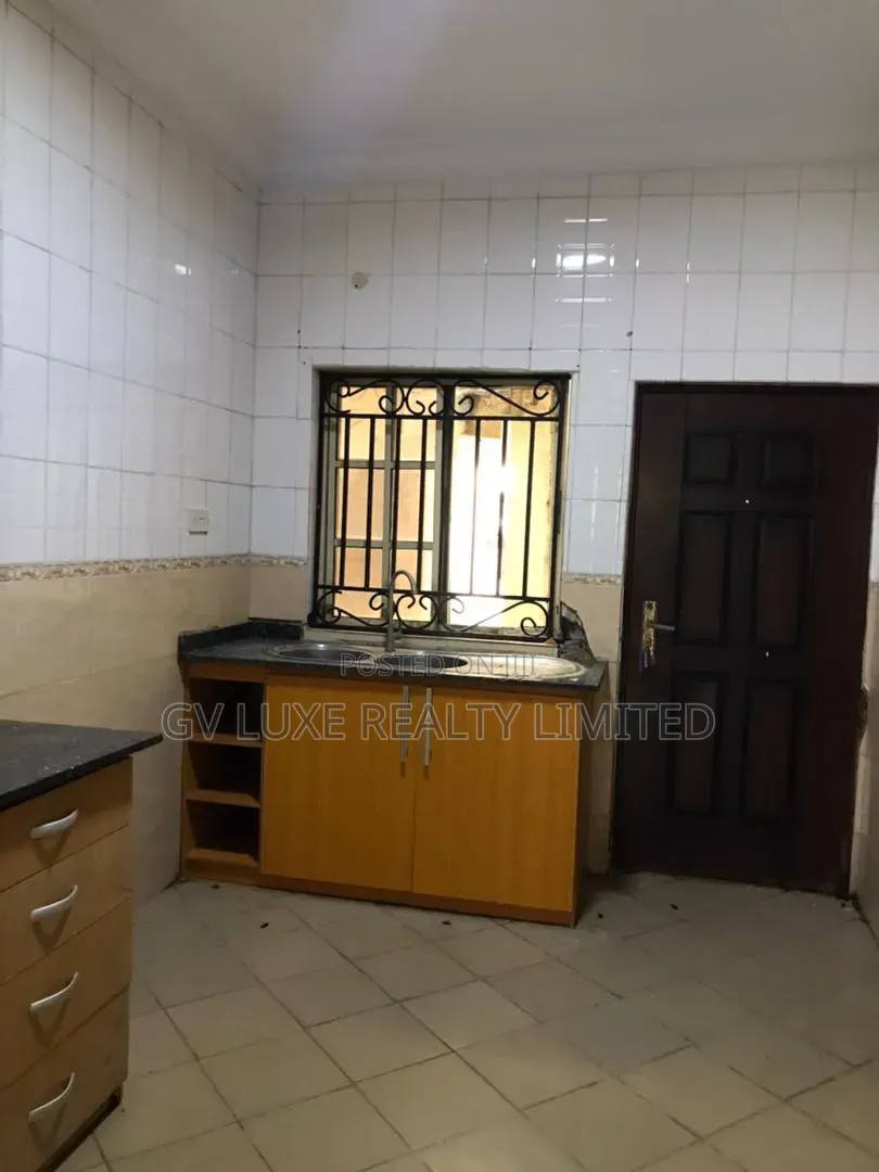 3bdrm Apartment in Lekki Phase 1 for rent in Lekki Phase 1