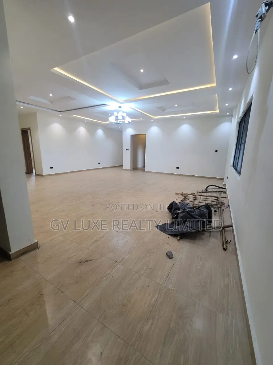 5bdrm Apartment in Lekki 1 for rent in Lekki Phase 1