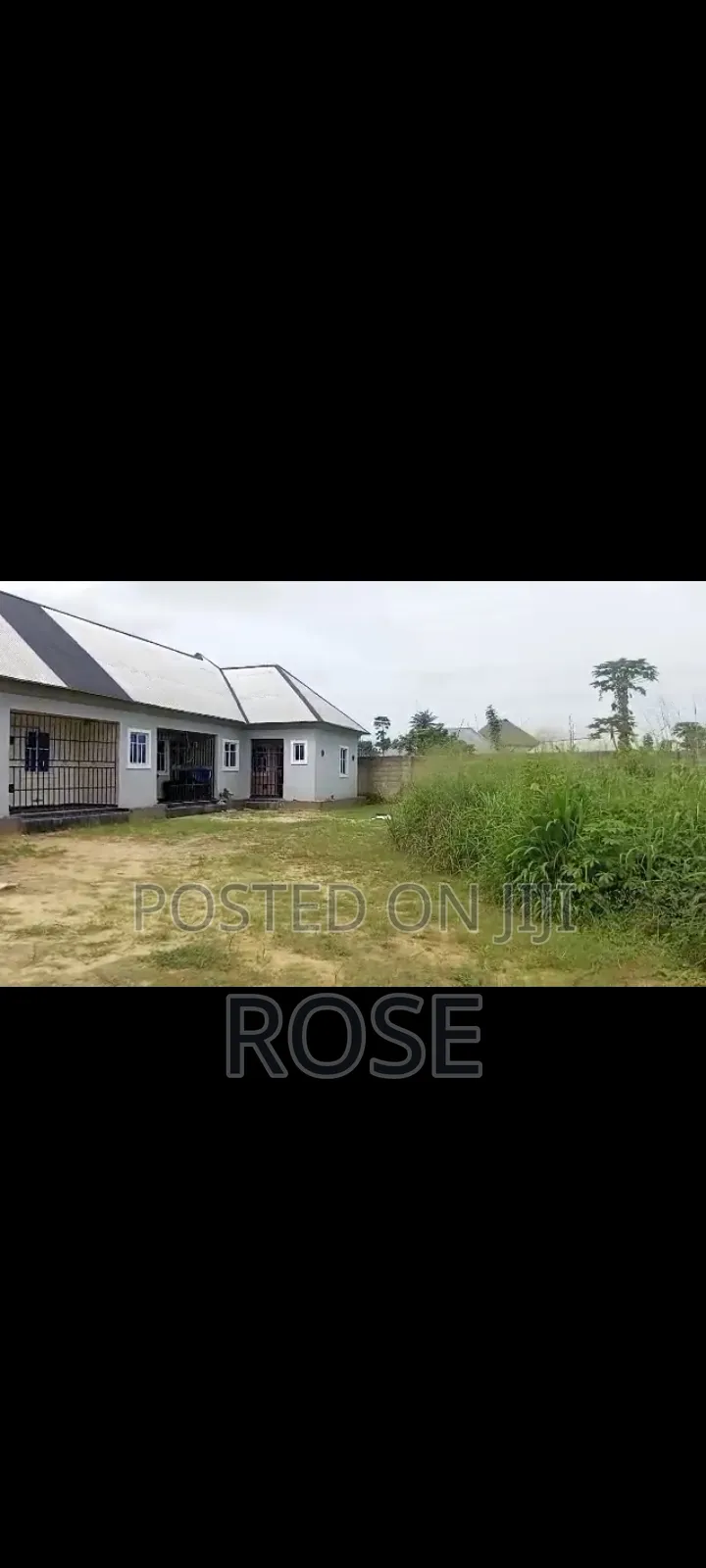 For Sale. 2units of 1bedroom Flats 3 Units of Selfcon in Uyo