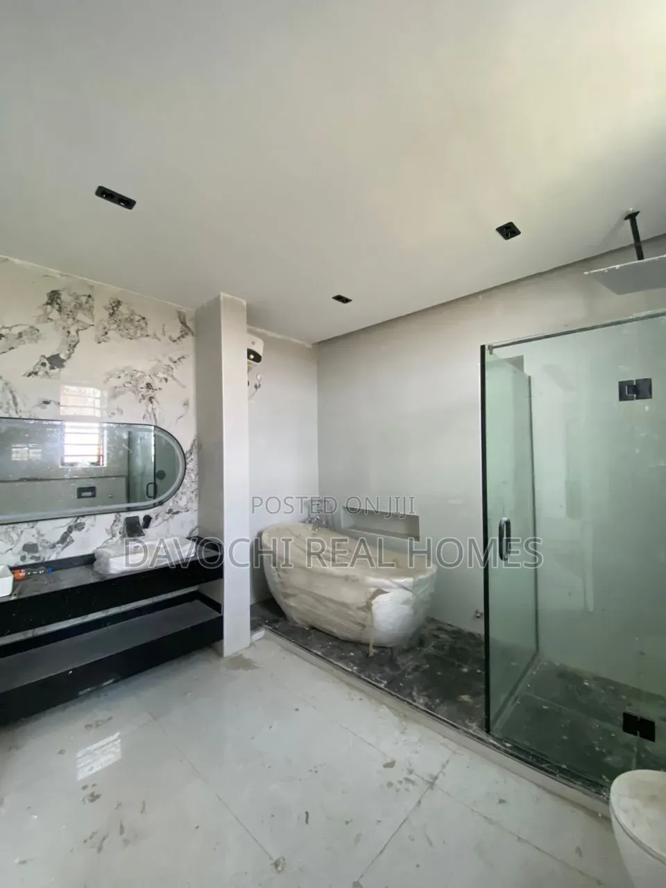 5bdrm Duplex in Ikate for sale in Ikate