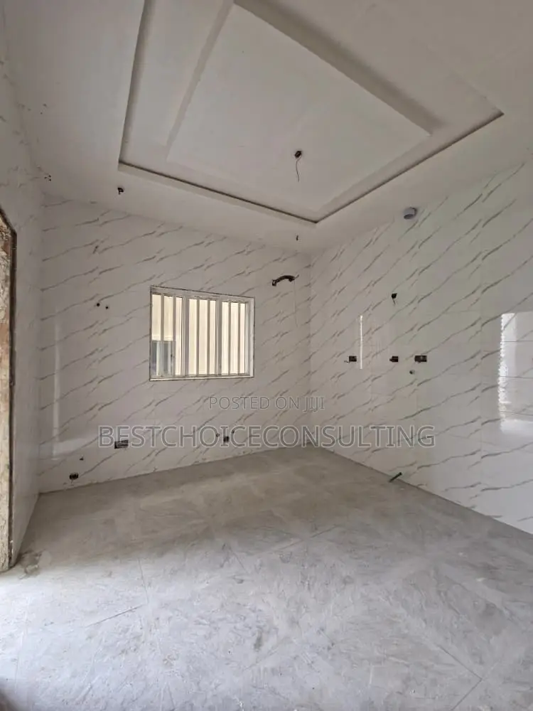 4bdrm Duplex in Carlton Gate Estate,, Akobo for sale in Akobo