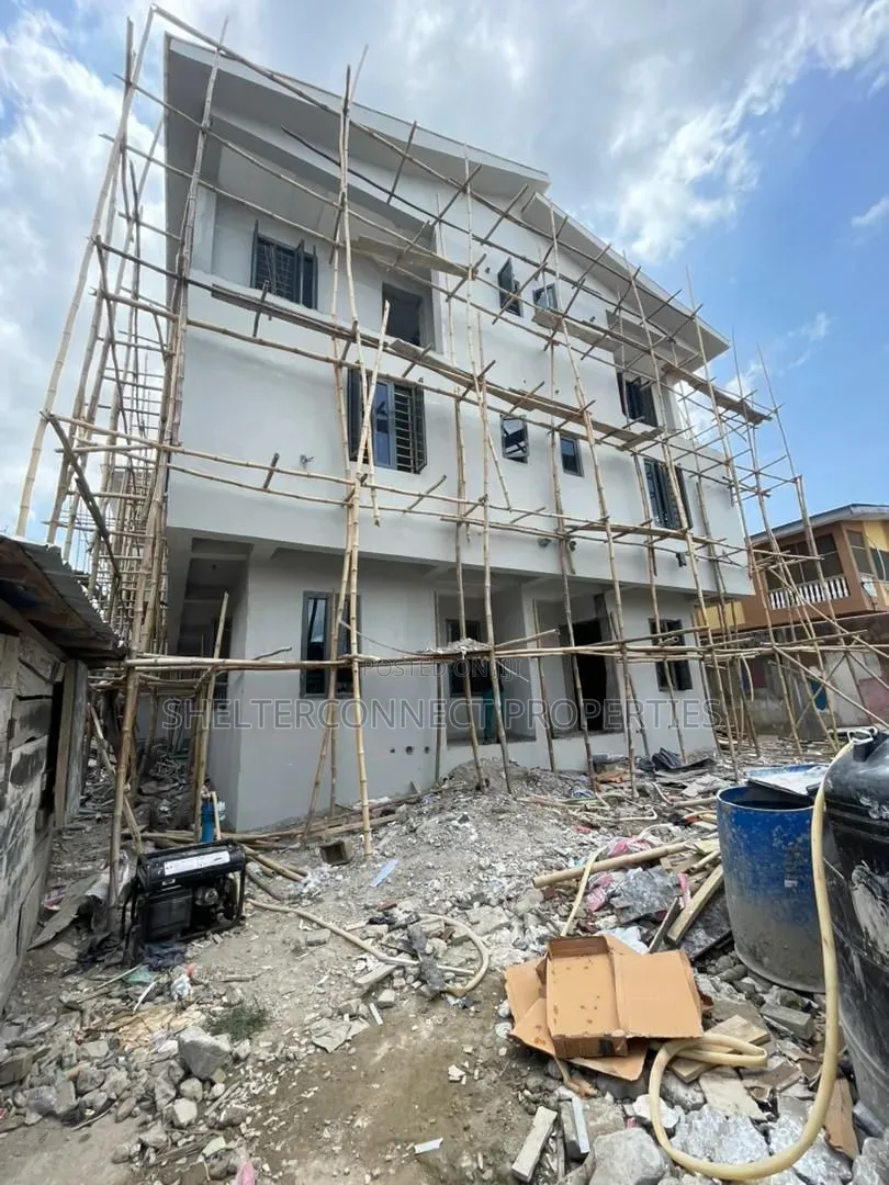 4bdrm Duplex in Ifako-Gbagada for sale in Ifako-Gbagada