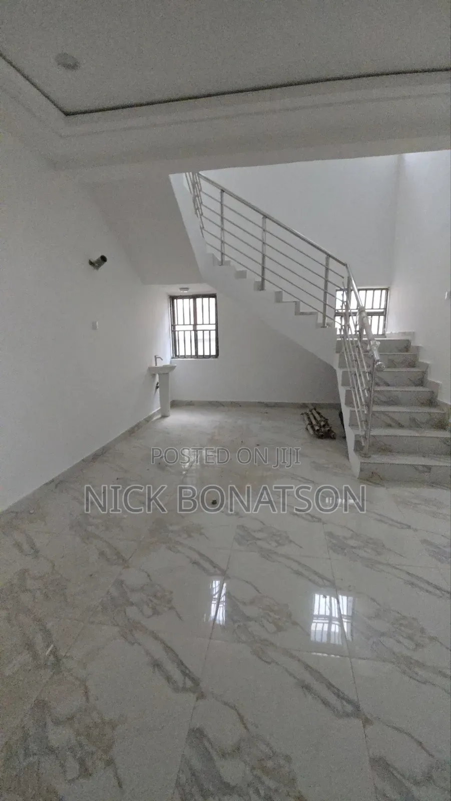 7bdrm Duplex in 4Avenue, Life Camp for rent in Life Camp