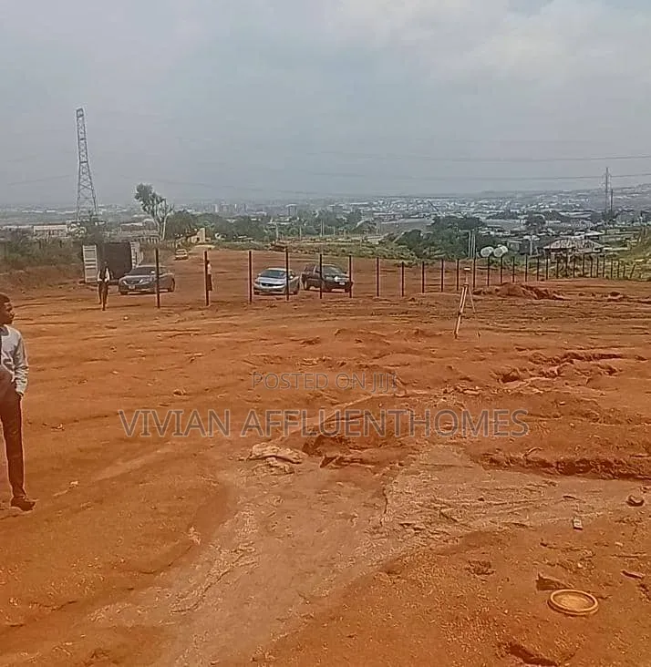 250sqm of Estate Plot: Luxury 5 Bedrm Terrace Duplex+2 Sitting Rms+1bq in Katampe Extension