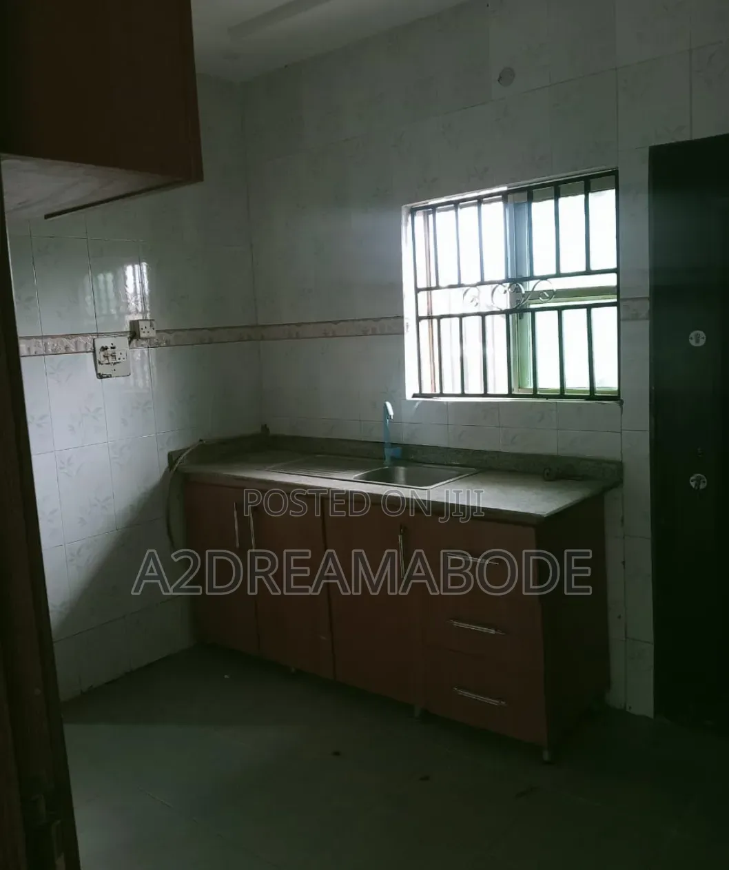 3bdrm Apartment in Magodo Phase 1 for rent in GRA Phase 1