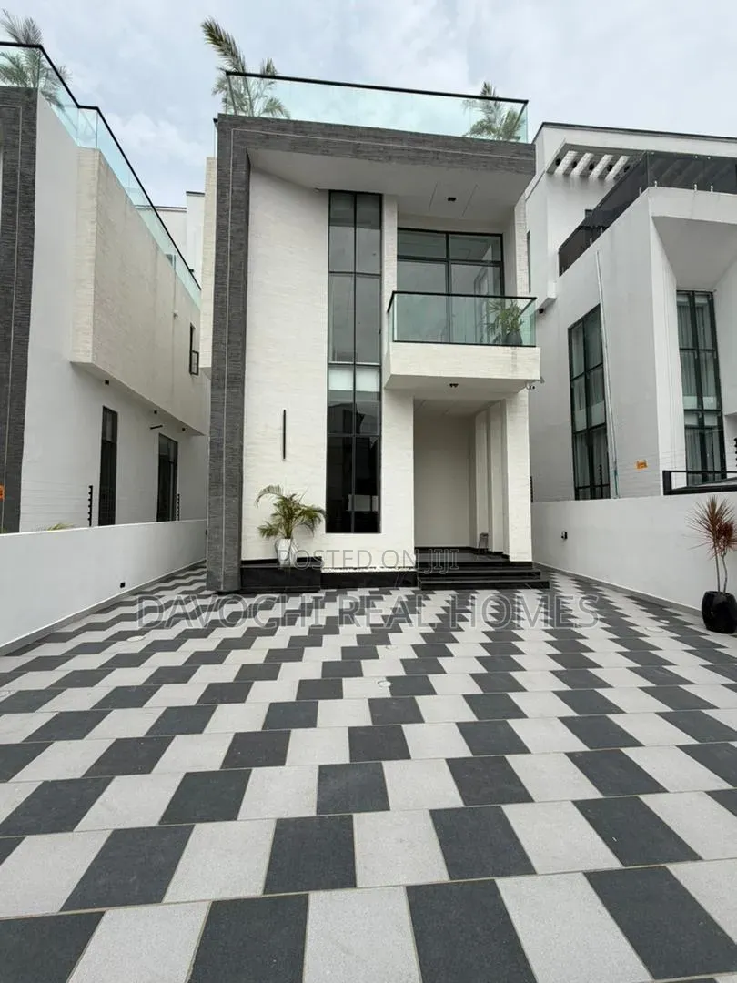 5bdrm Duplex in Osapa london for sale in Osapa london