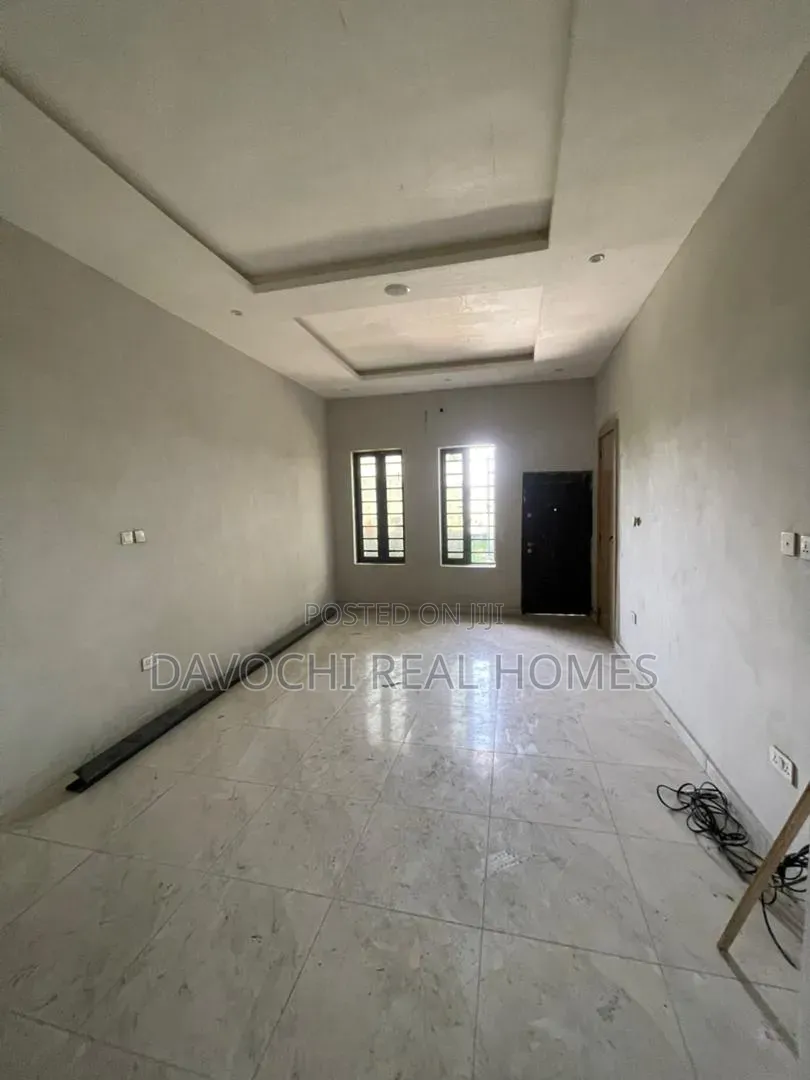 4bdrm Duplex in Lekki Phase 1 for sale in Lekki Phase 1