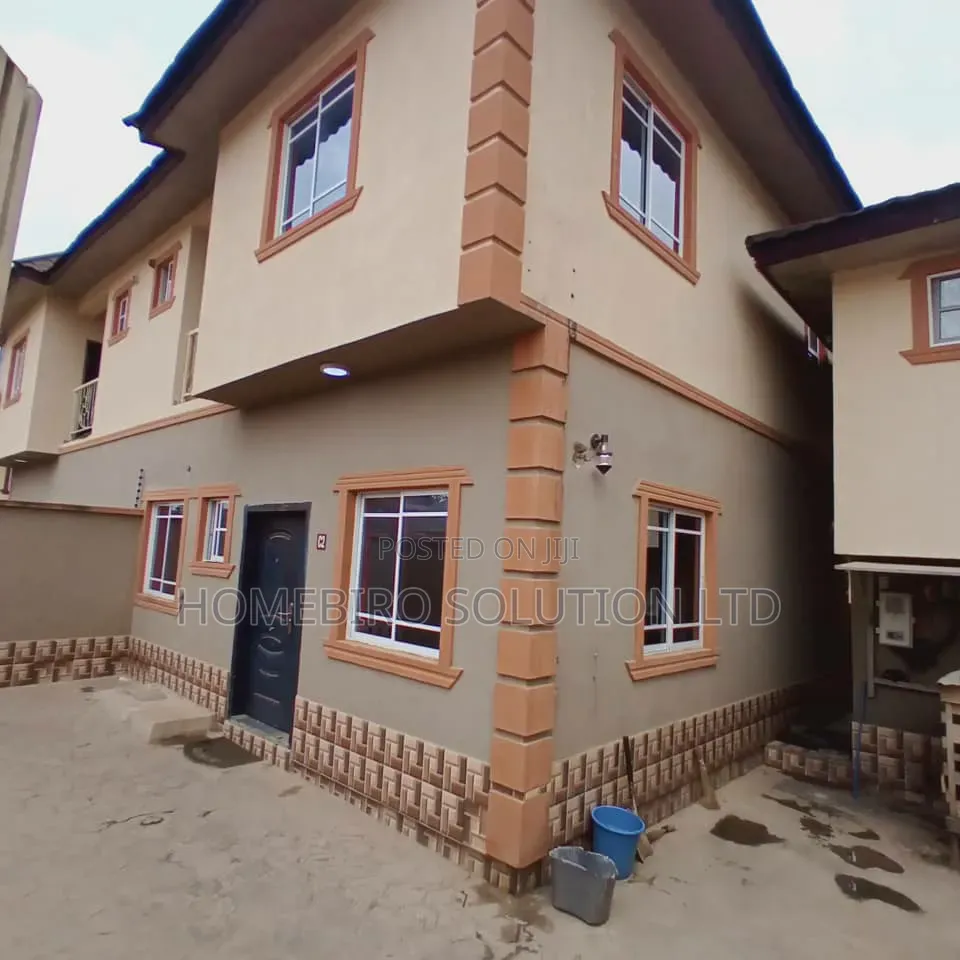 Furnished 3bdrm Duplex in Alalubosa Gra for rent in Alalubosa