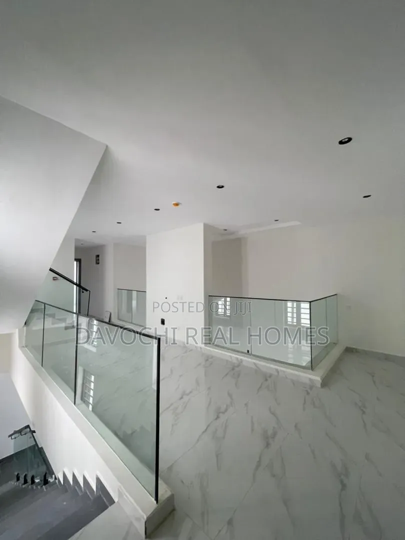 4bdrm Duplex in VGC / Ajah for sale in VGC / Ajah