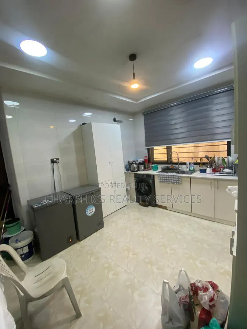 3bdrm Apartment in Lekki Phase 1 for rent in Lekki Phase 1
