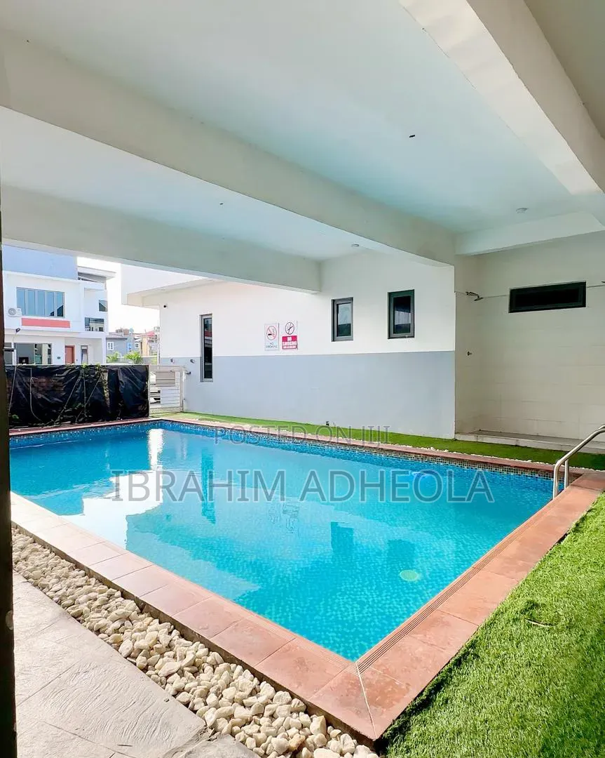 4bdrm Townhouse/Terrace in Ologolo for sale in Ologolo