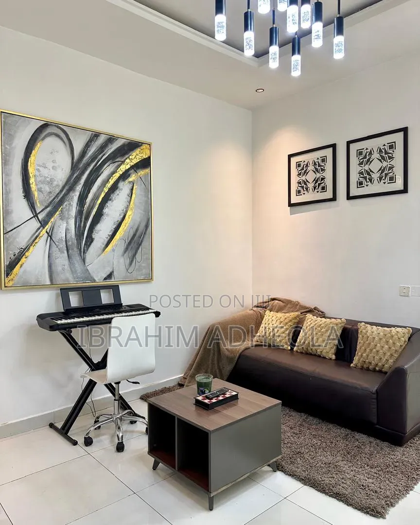 4bdrm Townhouse/Terrace in Ologolo for sale in Ologolo