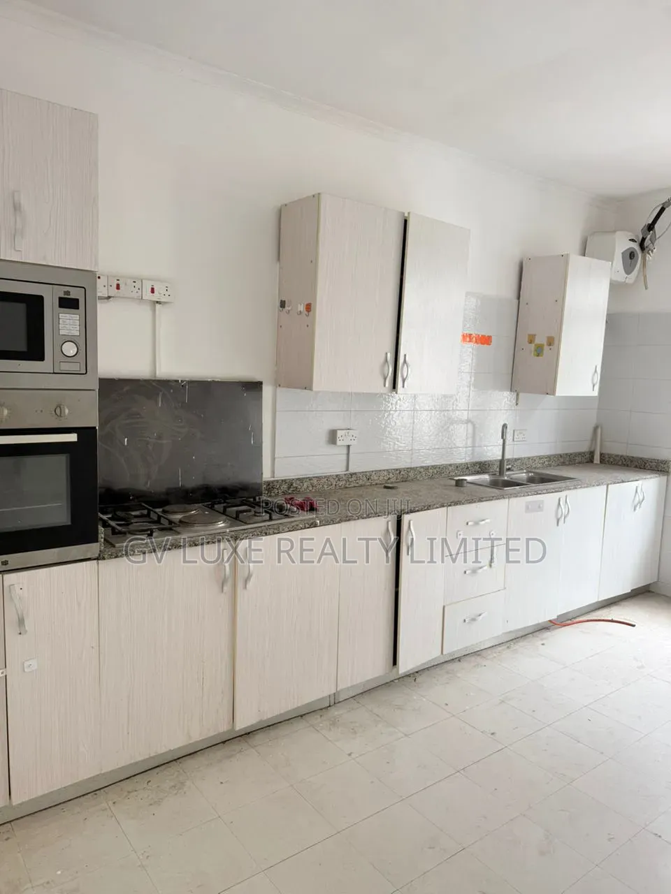 3bdrm Maisonette in Ikate for rent in Ikate-Elegushi
