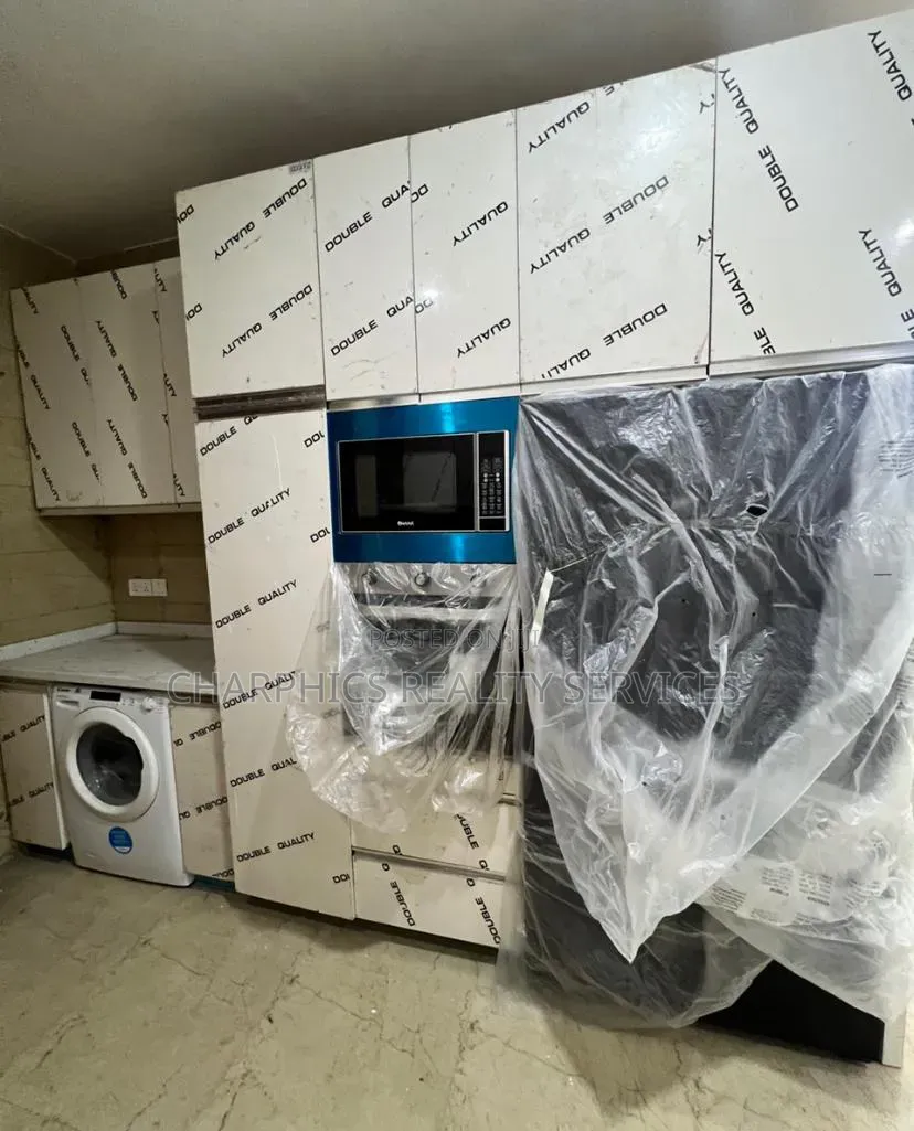 3bdrm Apartment in Adeola Odeku for rent in Adeola Odeku