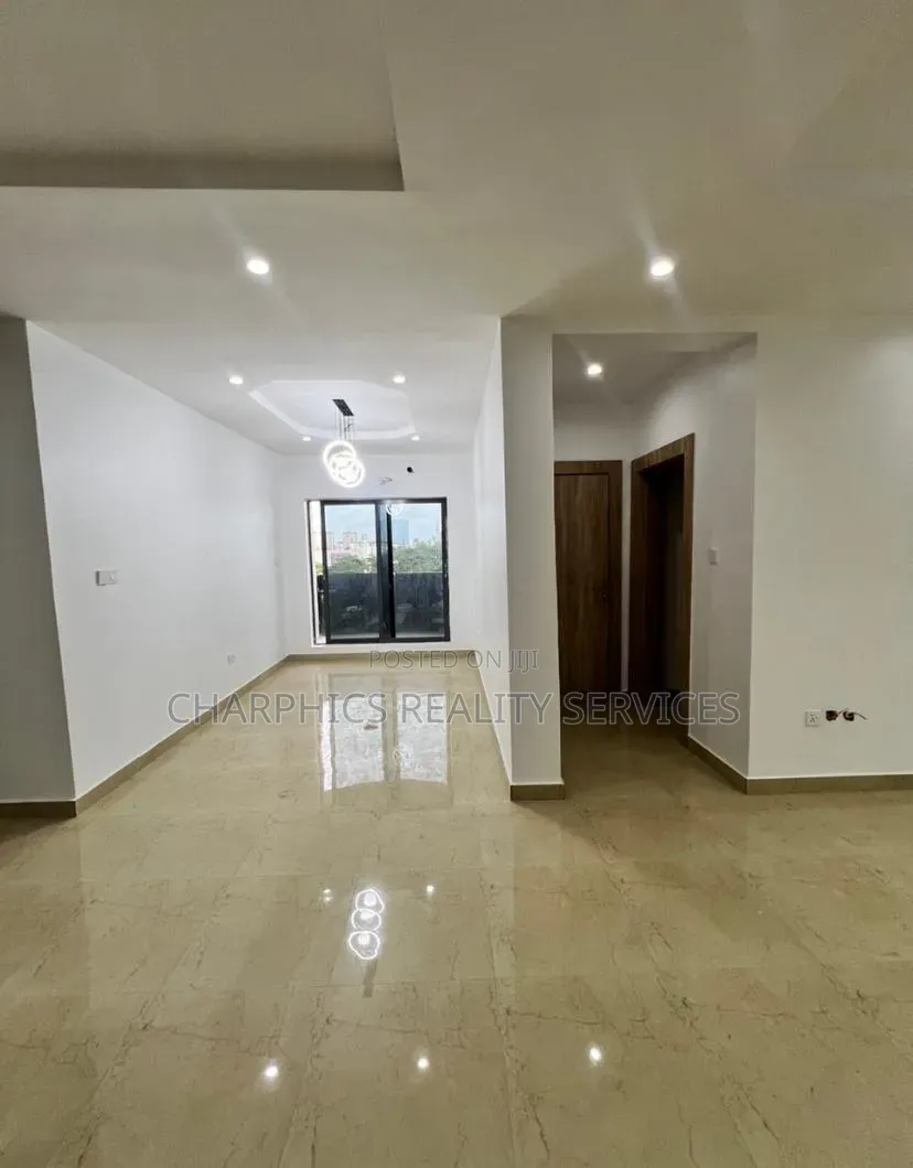 3bdrm Apartment in Adeola Odeku for rent in Adeola Odeku