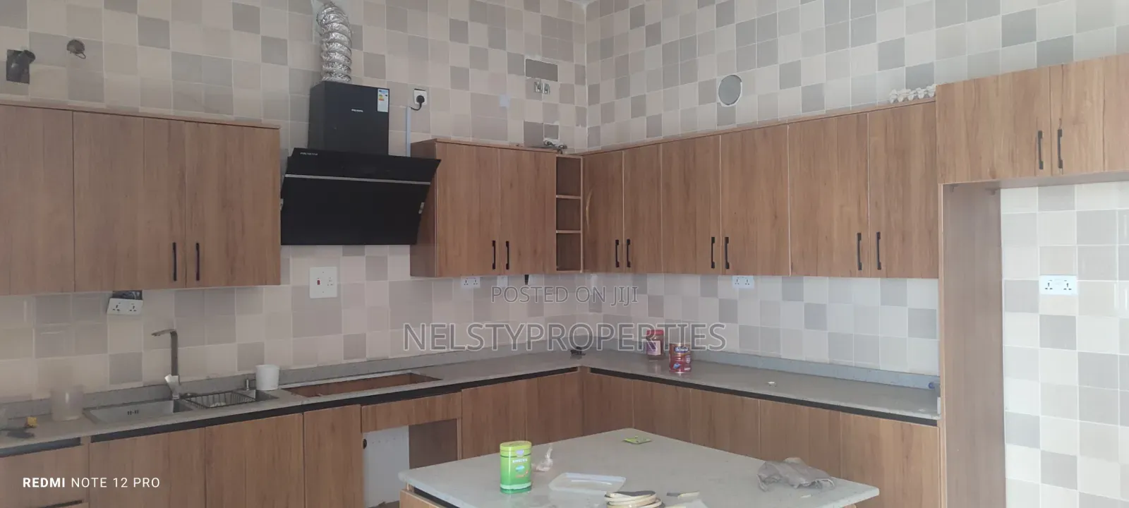 5bdrm Duplex in Efab Metropolis, Karsana for rent in Karsana