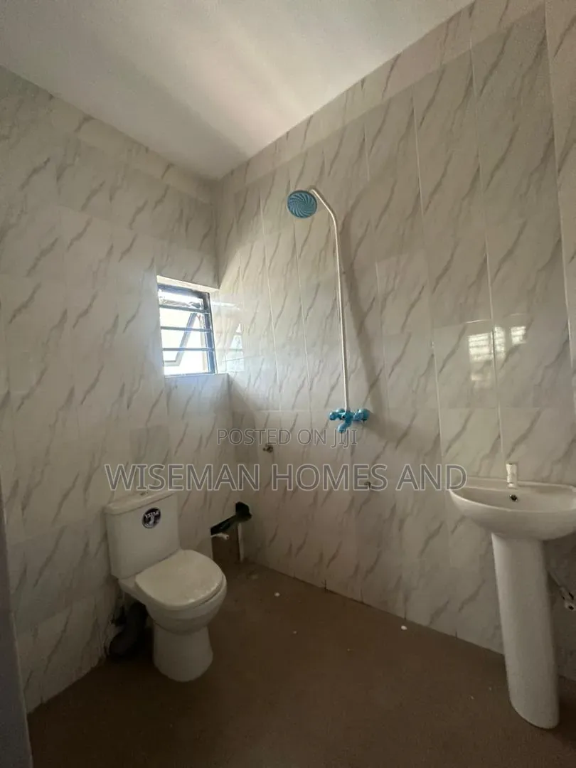 2bdrm Apartment in Ogombo Road Ajah for rent in Ogombo