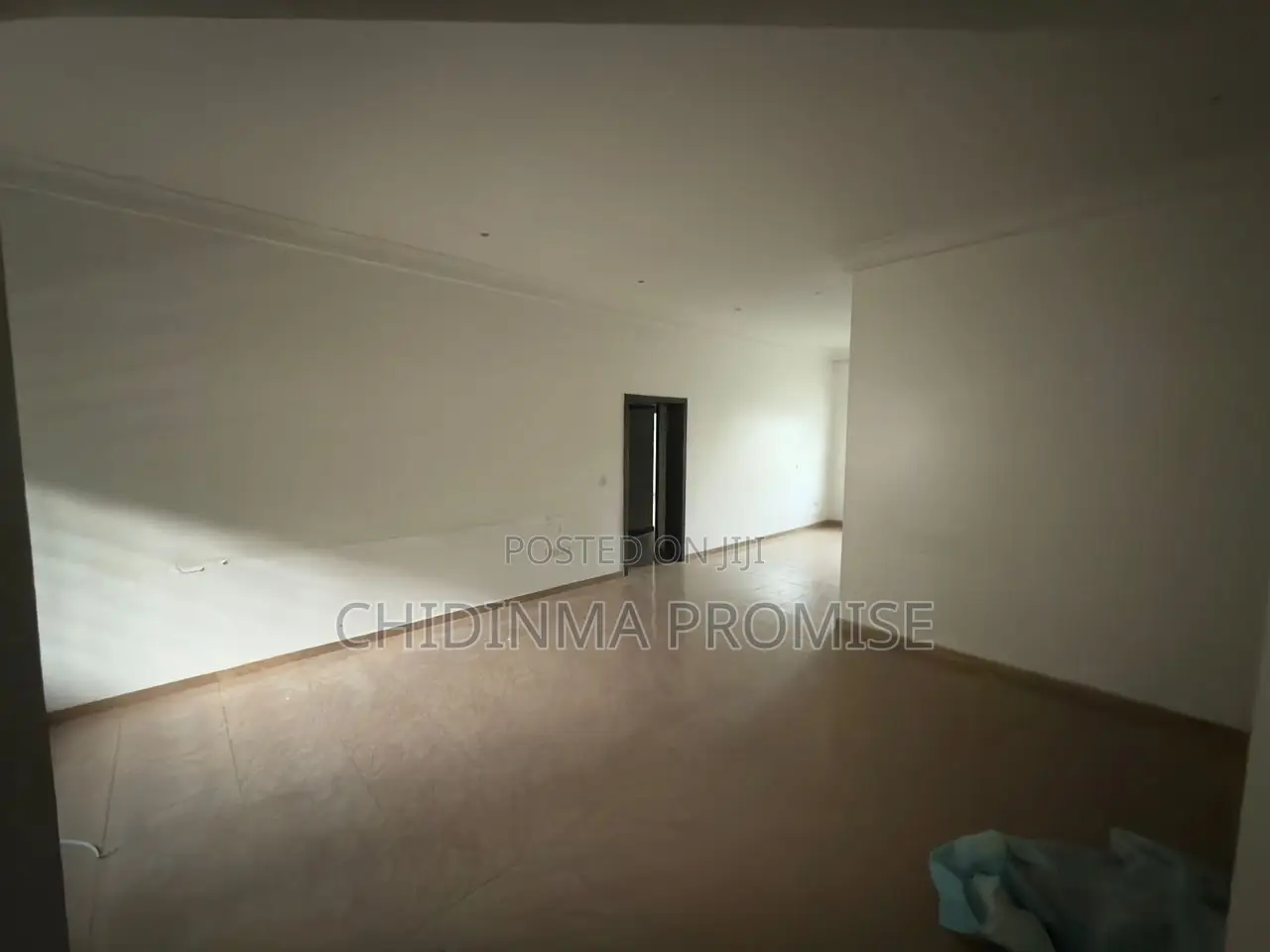 3bdrm Block of Flats in Wuye for rent in Wuye