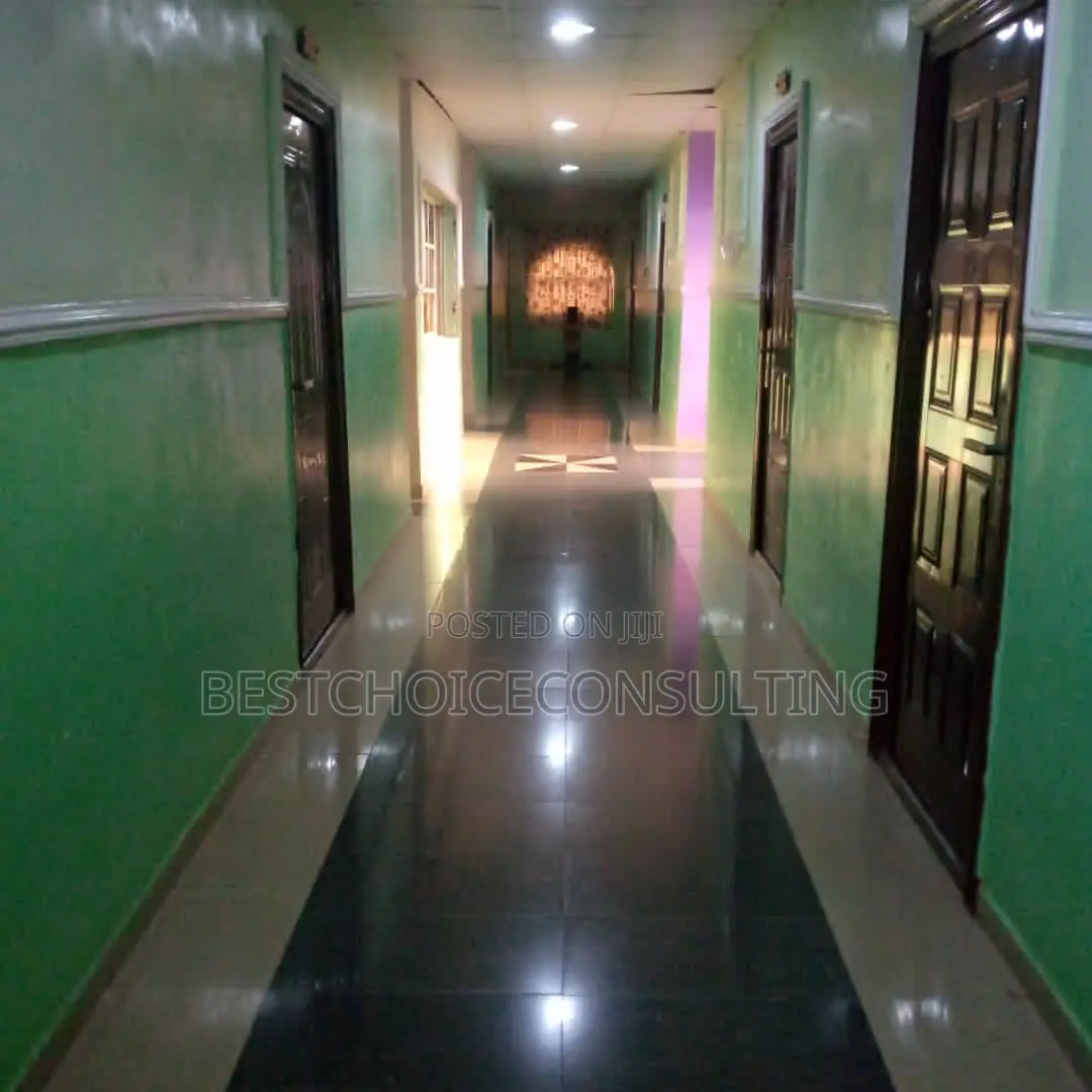 Furnished 14bdrm Shared Apartment in Ologuneru, Eleyele for rent in Eleyele