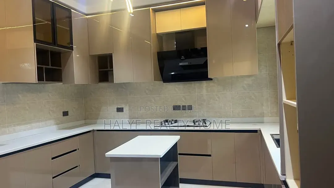 4bdrm Duplex in Zone 1 for rent in Zone 1 / Wuse