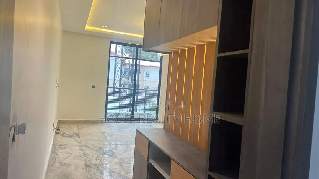 4bdrm Duplex in Zone 1 for rent in Zone 1 / Wuse