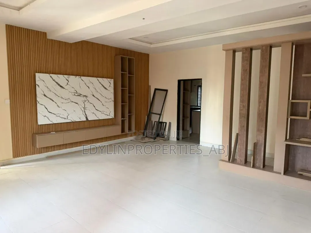 3bdrm Block of Flats in In An Estate, Sabon Lugbe for sale in Sabon Lugbe