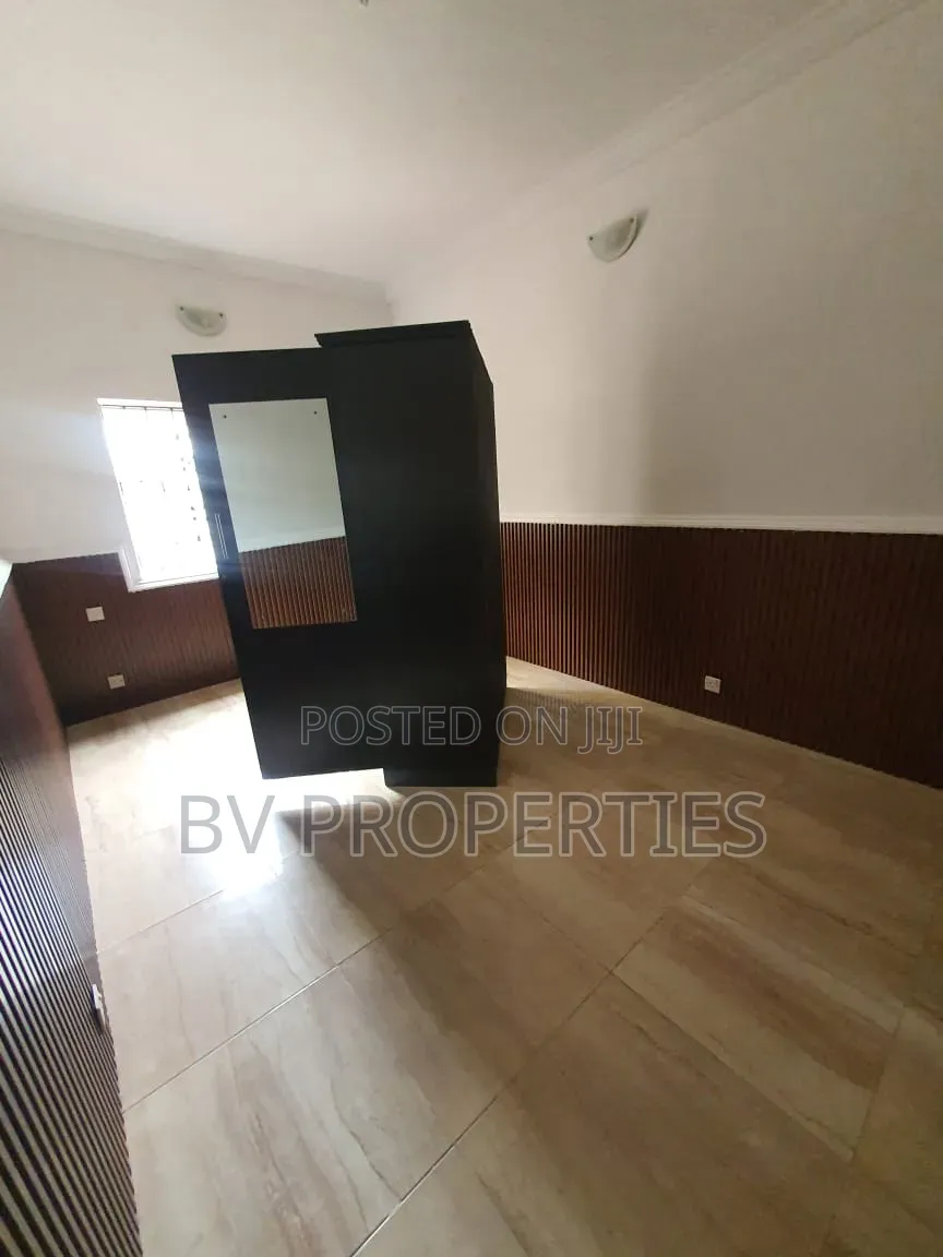Mini Flat in Silver Spring Estate, Agungi for rent in Agungi