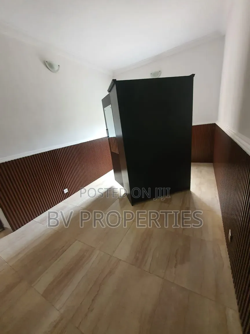 Mini Flat in Silver Spring Estate, Agungi for rent in Agungi
