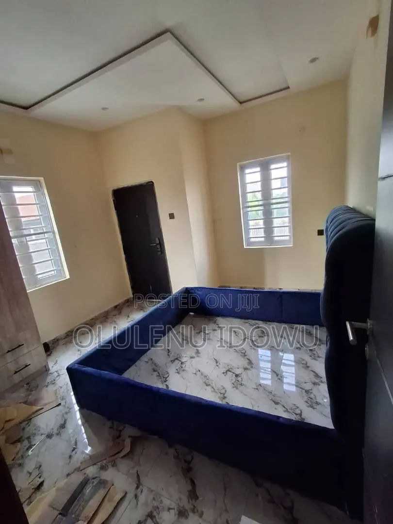 Furnished 4bdrm Duplex in Baruwa for sale in Baruwa