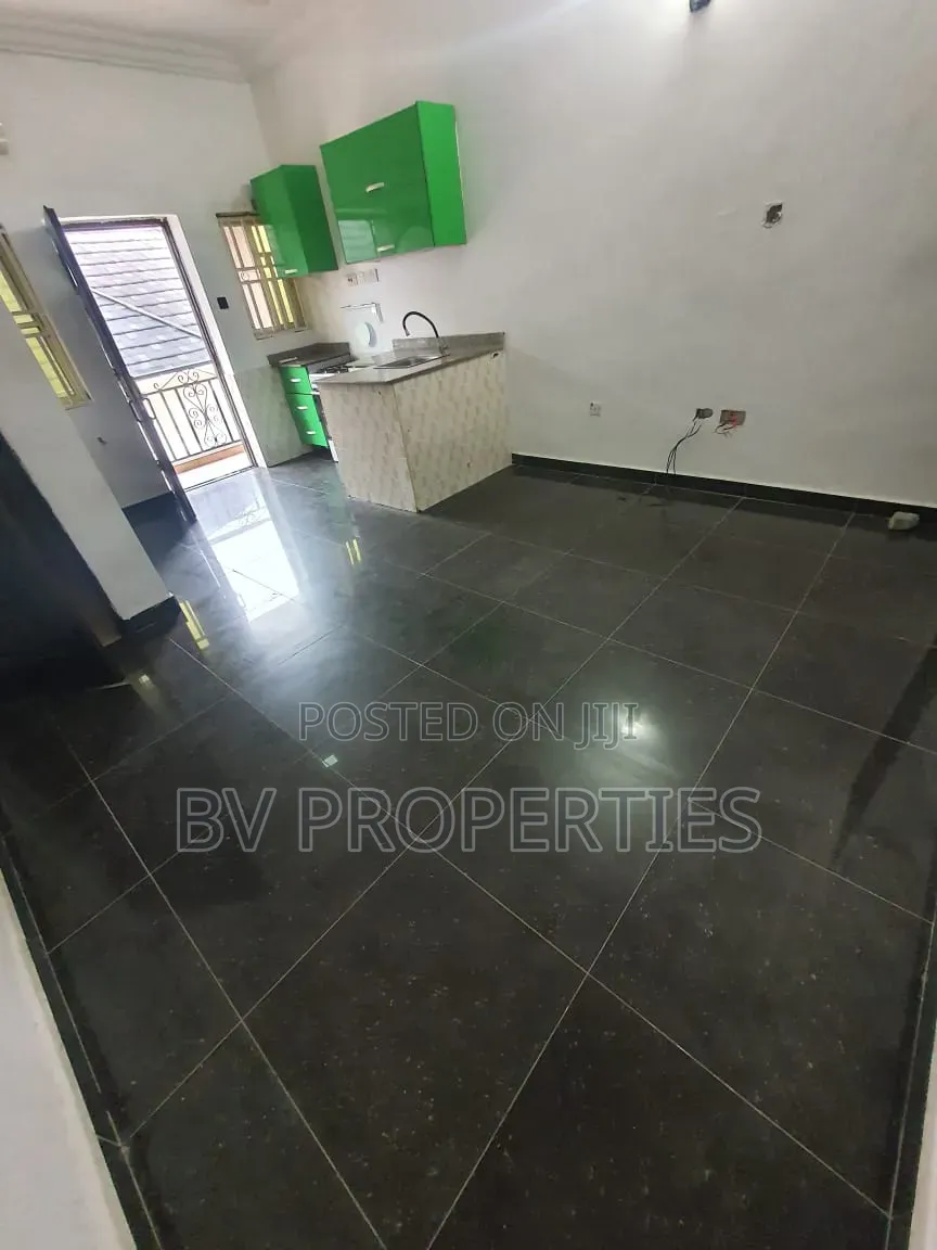 Mini Flat in Agungi for rent in Agungi