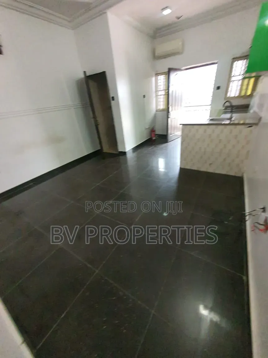 Mini Flat in Agungi for rent in Agungi