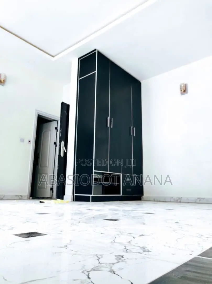 2bdrm Duplex in Shelter Afrique, Uyo for rent in Uyo