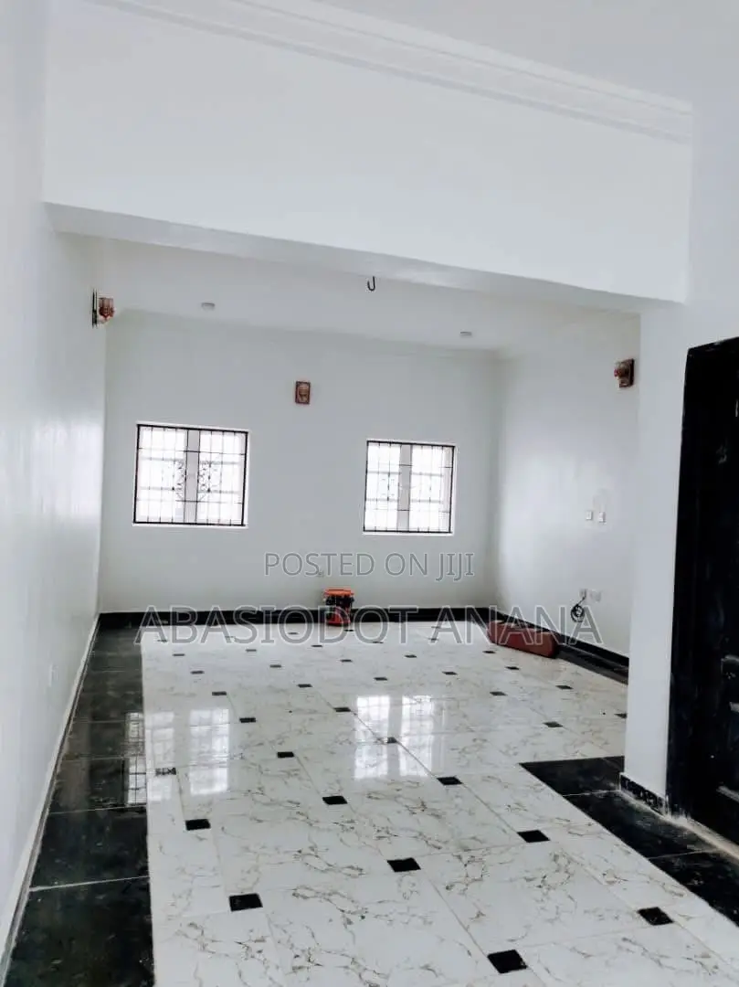 2bdrm Duplex in Shelter Afrique, Uyo for rent in Uyo