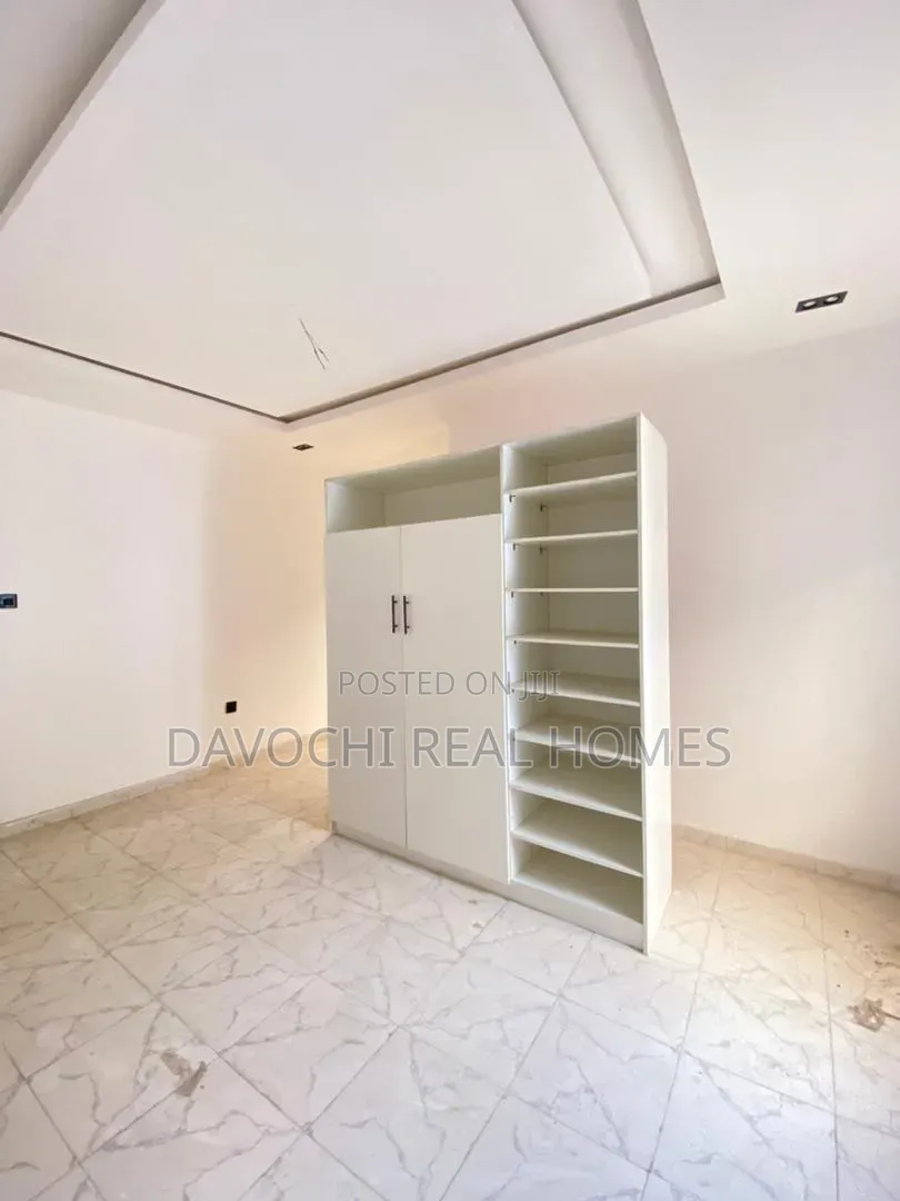 4bdrm Duplex in Sangotedo for sale in Sangotedo