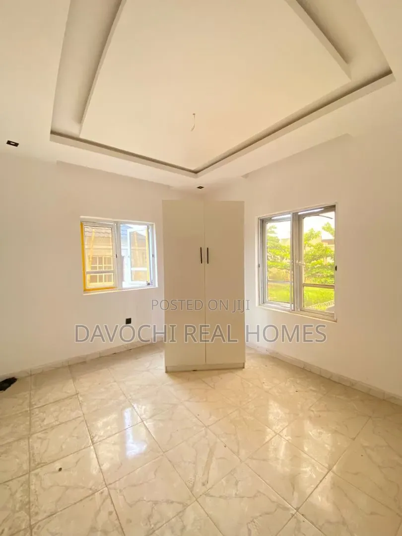 4bdrm Duplex in Sangotedo for sale in Sangotedo