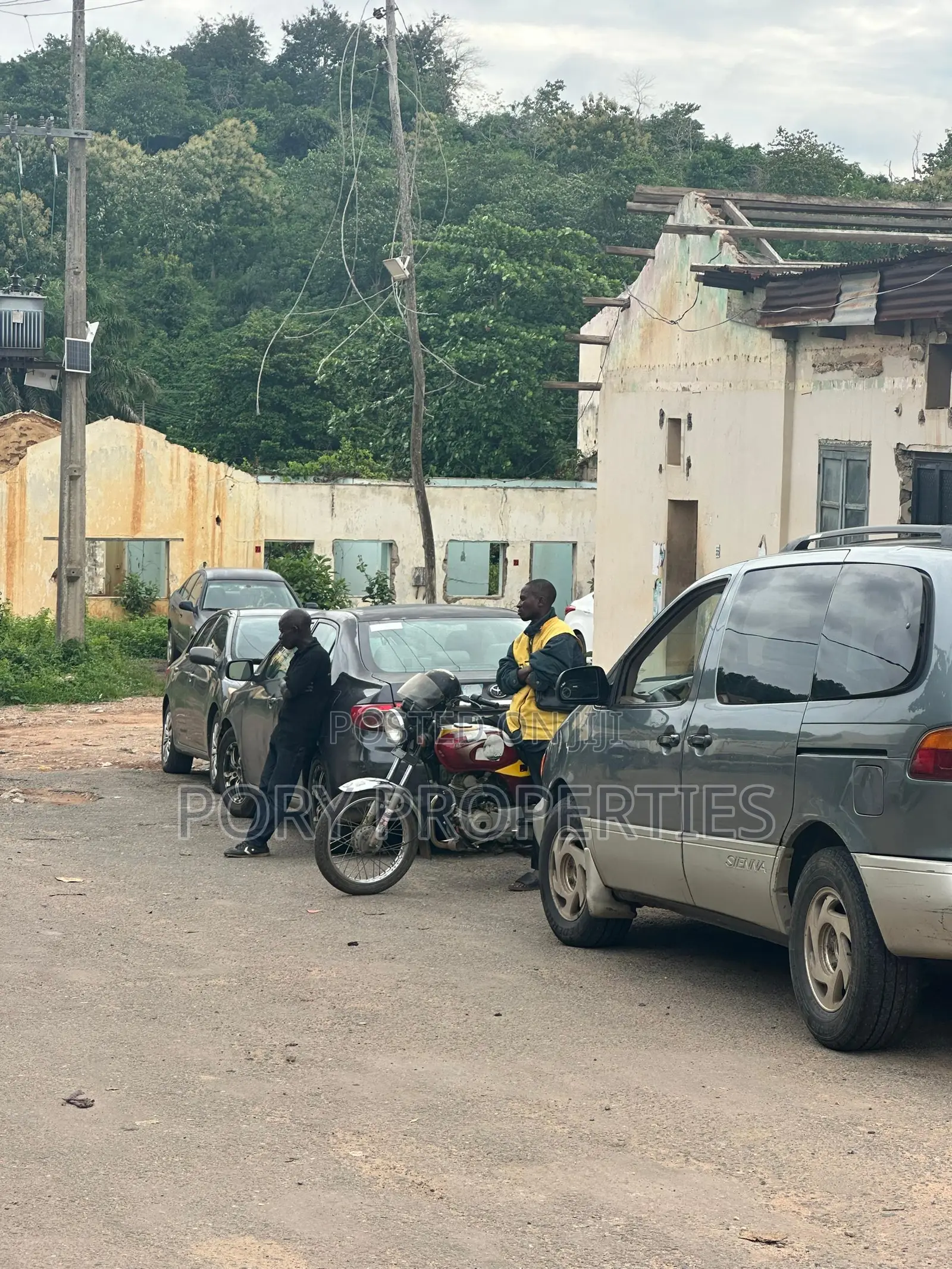 Commercial Land Opposite Kunle Ara Pharmacy,Along Uch for Sale in Yemetu