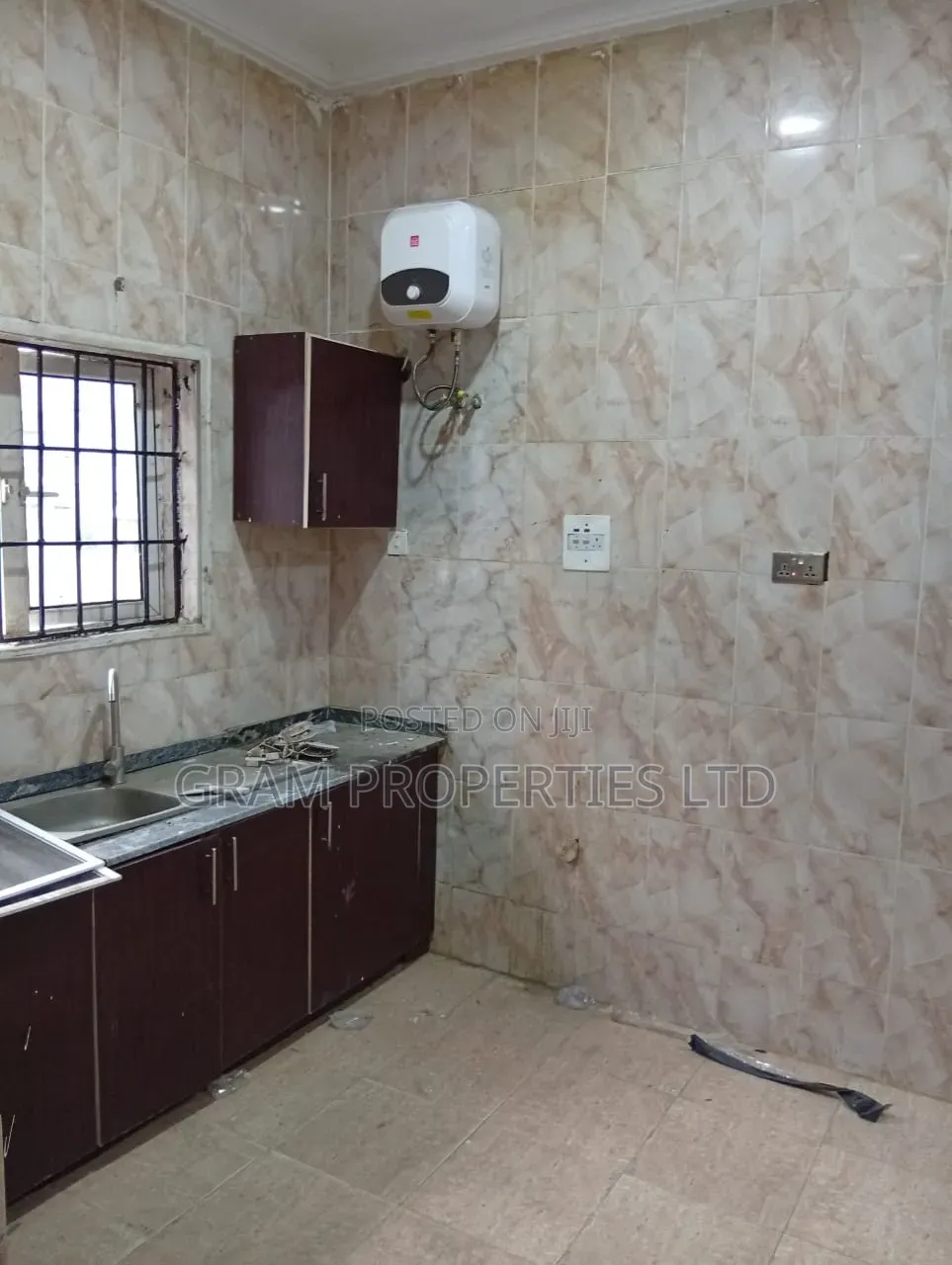 2bdrm Block of Flats in Fo1, Kubwa for rent in Kubwa