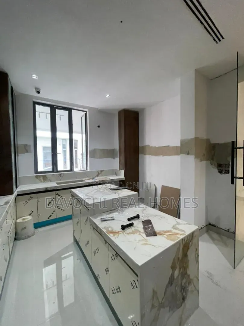 4bdrm Duplex in Abraham Adesanya for sale in Abraham Adesanya