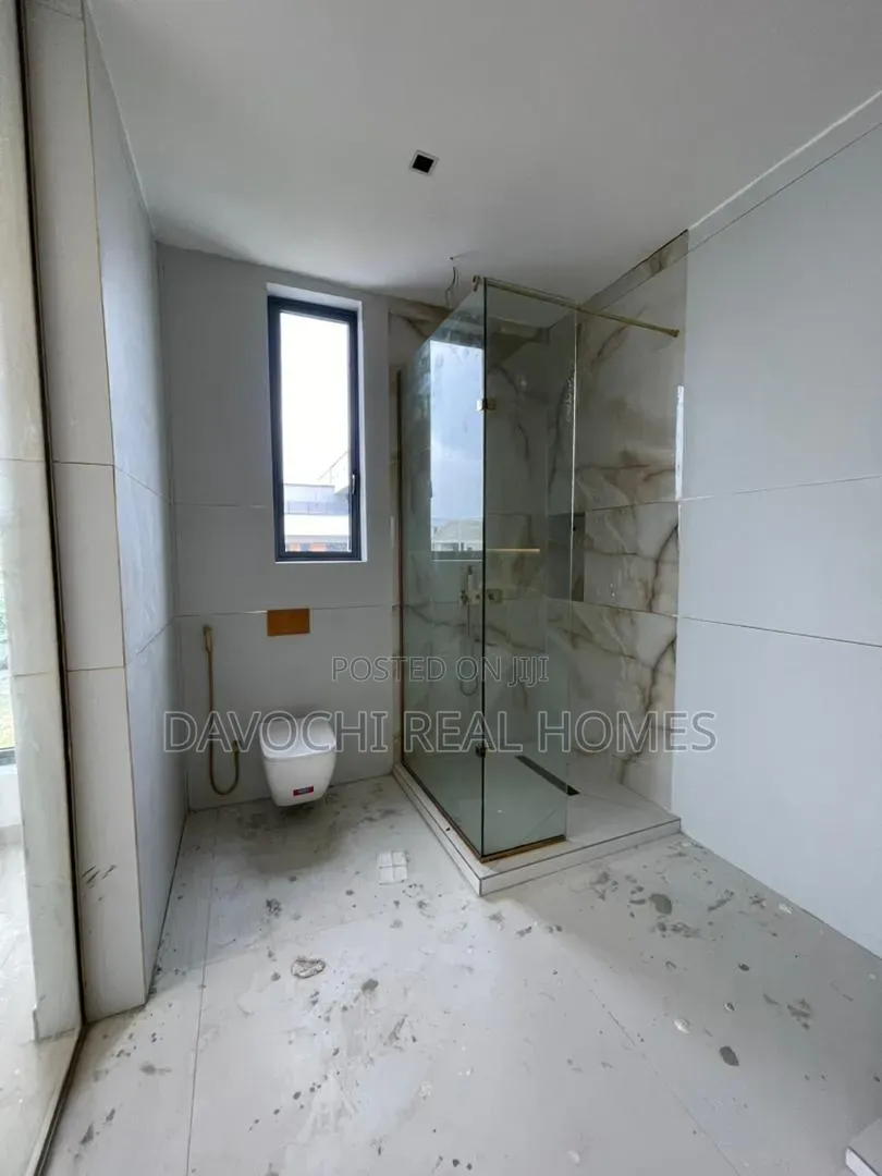 4bdrm Duplex in Abraham Adesanya for sale in Abraham Adesanya