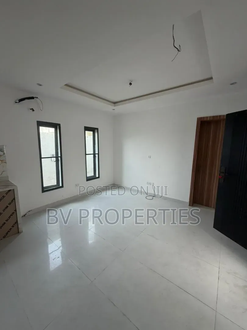 Mini Flat in Atlantic View Estate, Lekki Phase 2 for rent in Lekki Phase 2