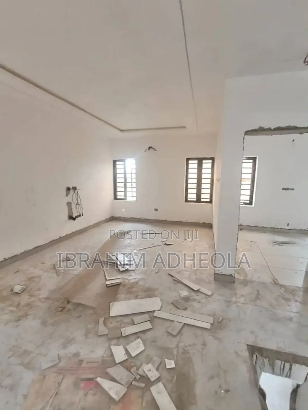 4bdrm Duplex in Ilupeju Estate for sale in Ilupeju Industrial Estate