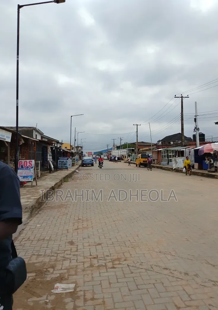 Land Decked House on Half Plot of Land With Good Proximity And in Idimu