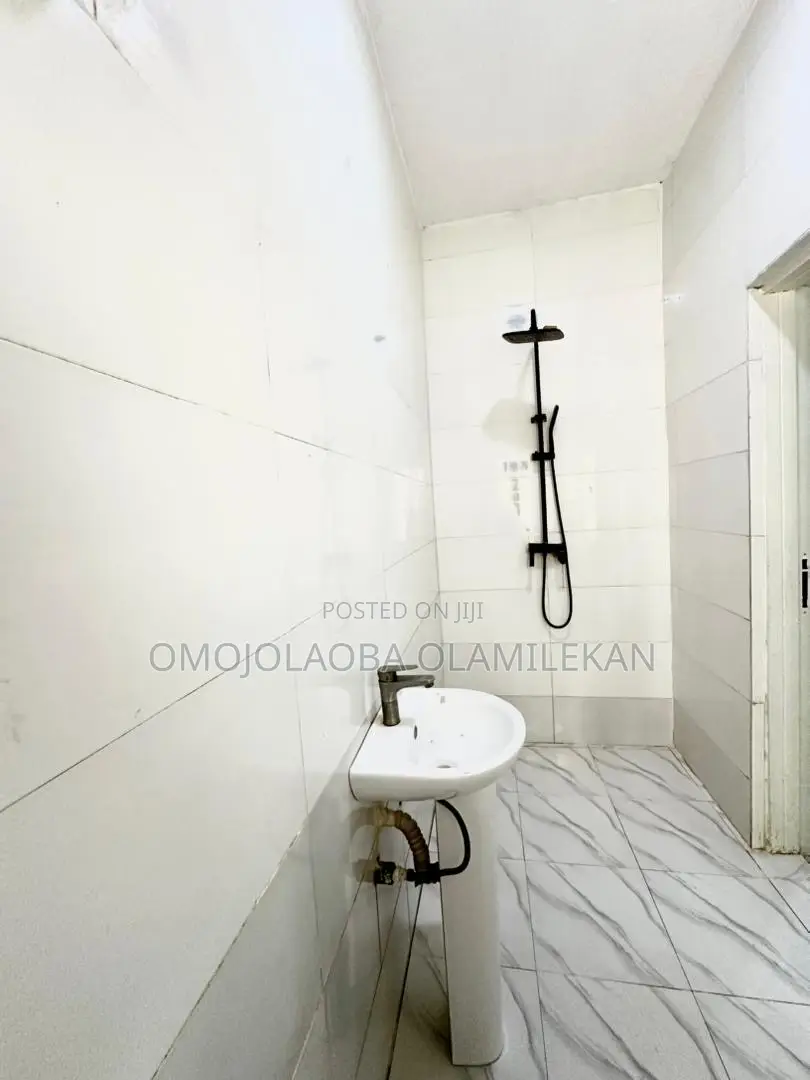 2bdrm Apartment in Ikate for rent in Ikate