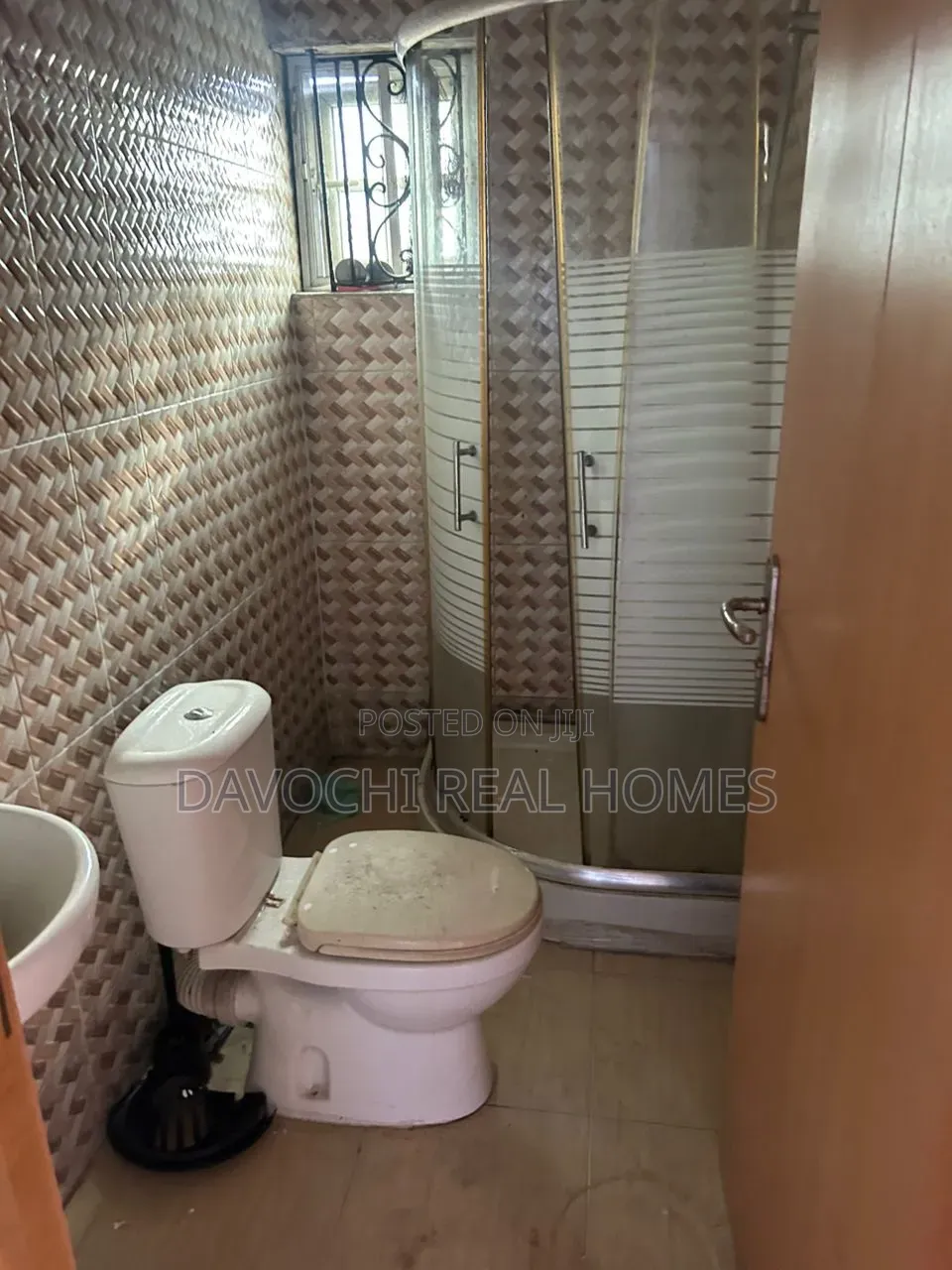 3bdrm Apartment in Ikota for rent in Ikota