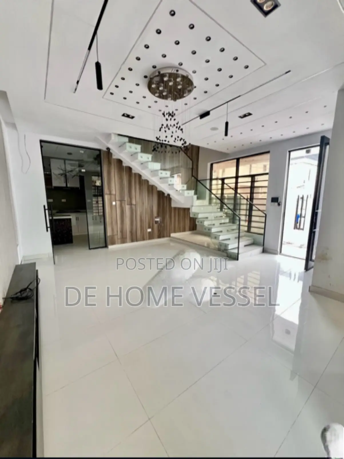 4bdrm Duplex in Ikota for sale in Ikota