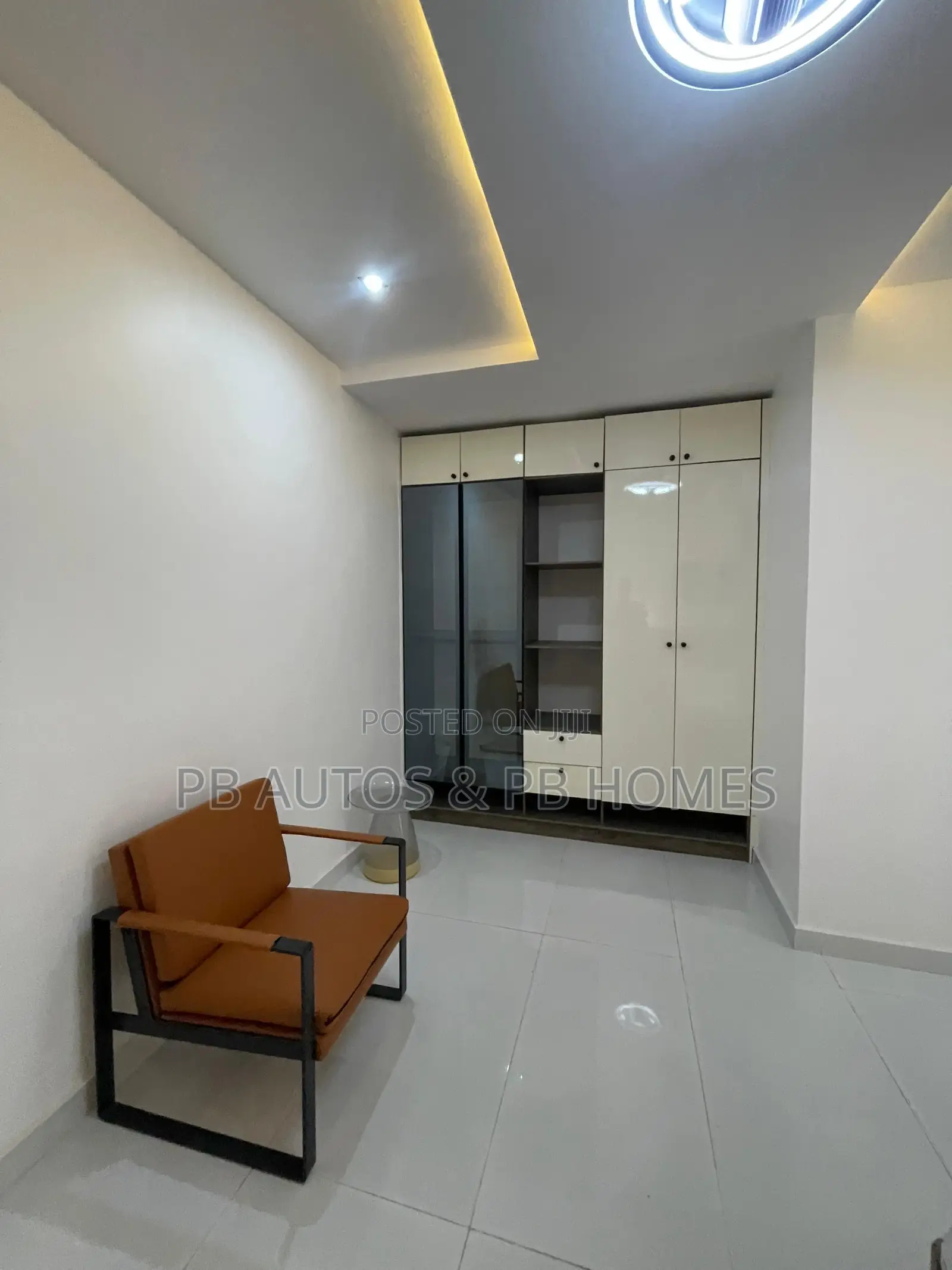 Furnished 1bdrm Apartment in Lekki Phase 1 for sale in Lekki Phase 1