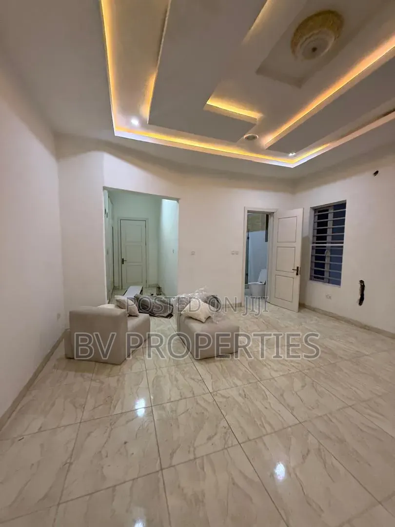 1bdrm Apartment in Lekki Phase 2 for rent in Lekki Phase 2